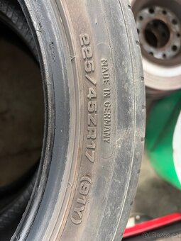 2x pneu Dunlop 225/45 R17 - 2