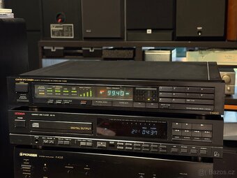 Tuner Onkyo Integra T-4450 - 2