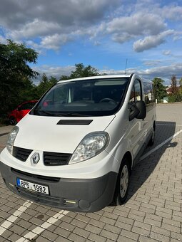 Renault Trafic 2.0dci 84kw - rok 12/2011 - 8 míst - 2