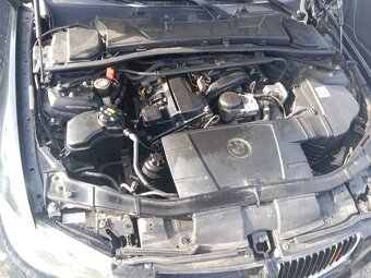 Bmw e91 320i - 2