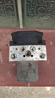 Jednotka ABS alfa romeo 147 - 2