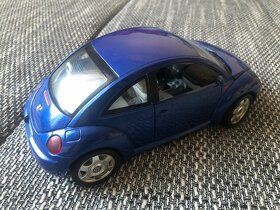 New Beetle Burago model 1:18 - 2
