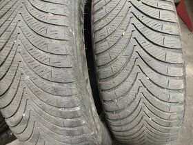 Celoroční pneumatiky 215/60 r16 - 2