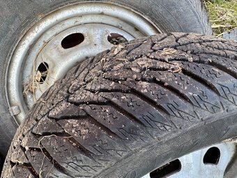 Zimní gumy i s disky 167/70 R13 - 2
