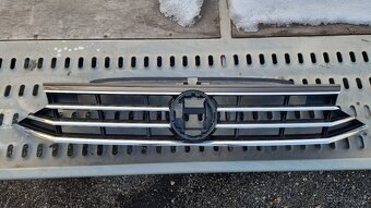 VW Passat B8 3G0853653N lift R Line maska - 2