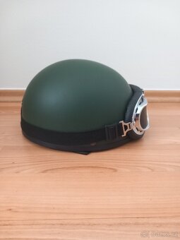 Helma Mil-Tec Moto Retro - olivová - 2