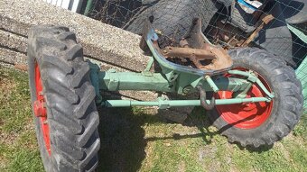 Zetor 25A-přední náprava - 2