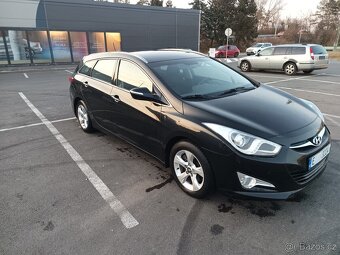 Hyundai i40 kombi 1.7crdi-100kw , originál km , AUTOMAT - 2