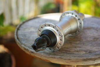 retro predni naboj Shimano XT HB-M750 - 2
