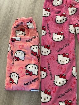 Tepláky hello kitty vel M nové - 2