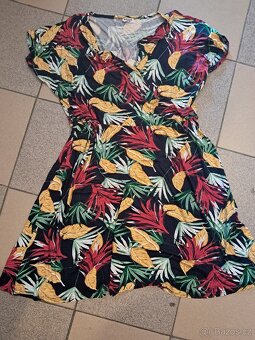 Elastické šaty - 2