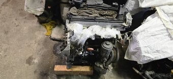 Motor 2.0 tdi 125 kW škoda superb 2 kód cbbb - 2