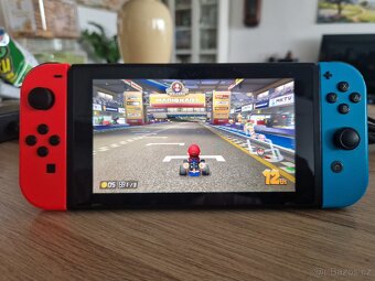 Nintendo Switch V2 - 2