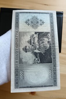 1000 Kčs bez data (1945) Neperforovaná - 2