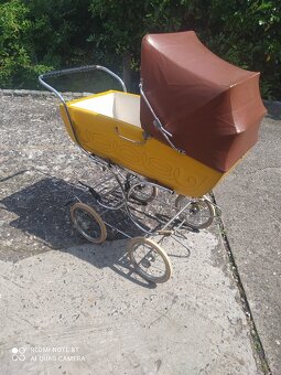 Retro kočárek - 2
