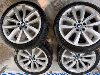 275x35xr19 . 245x40 r19 - 2