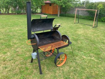 Gril SMOKY FUN - lokomotiva - 2