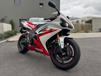 Yamaha YZR-R1 RN19 - 2