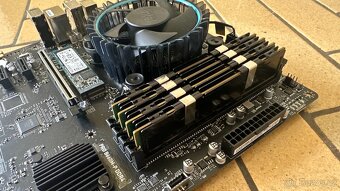 LGA1700: Intel i5-12400F / MSI B660 / 32GB RAM / 256GB NVMe - 2