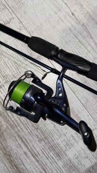 Mitchell Neuron + japonský originální vlasec - 2