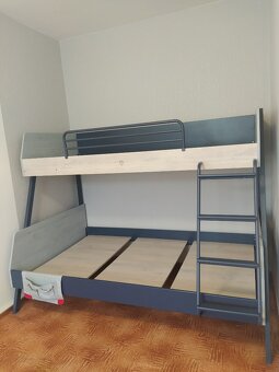 Patrová postel - super stav - 2