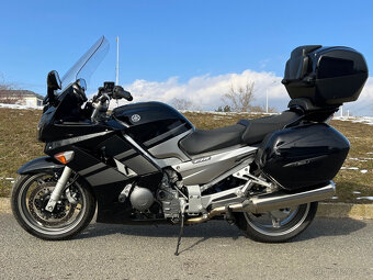 Yamaha FJR 1300A, najeto pouze 17.000 Km - 2