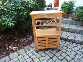 dřevěná kuchyňská skříňka - 2