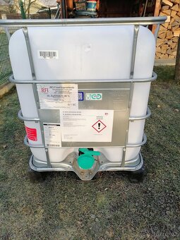 IBC KONTEJNER 600L - 2