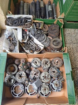 Soubor náhradních dílů jawa čz - 2