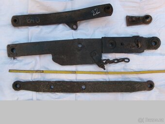 prodám šavle na traktor, sedačky, disky kol, kulové závěsy.. - 2