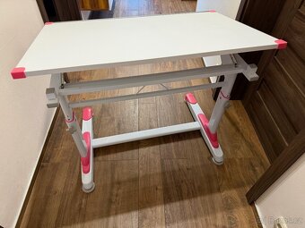 Dětský pracovní stůl naklápěcí - 2