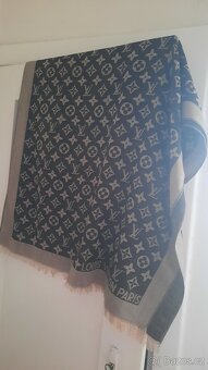Louis Vuitton šála - 2