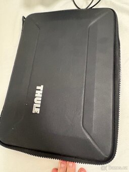 Surface Pro 8 s obalem - 2