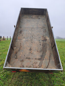 Přívěs za traktor, třístranný sklápěč,nosnost 4-5 tun, návěs - 2