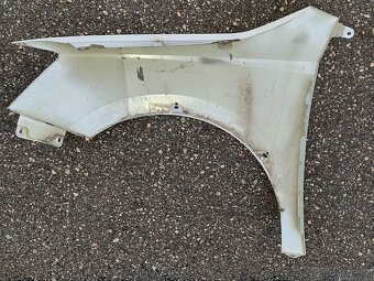 6V0.821.106 - PP blatník - Škoda Fabia III - 2