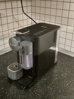 Kávovar Nespresso Lattissima One - 2