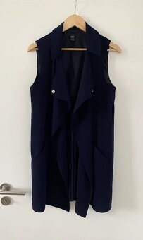 Tmavě modrá vesta F&F - 2