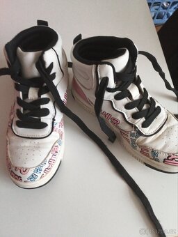 Boty dětské velikosti 32 - 2