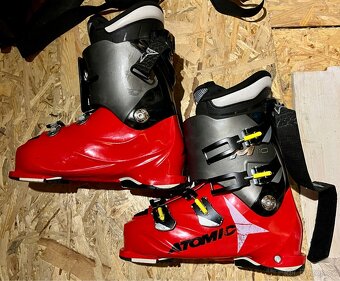 Lyžáky ATOMIC vel. 45 - 2