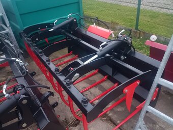 Nářadí k čelnímu nakladači - 2