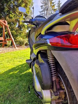 Piaggio Beverly 500 - 2