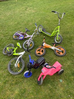 Dětská kola + odstrkovadlo  + -koloběžka . - 2