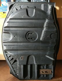 Dno kufru w211 w219 rezerva - 2