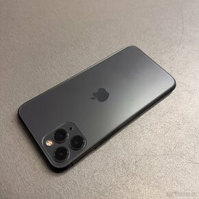 iPhone 11 Pro 64GB, pěkný stav, 12 měsíců záruka - 2