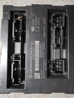 Elektrický kufr Audi A4 B8.5 - 2