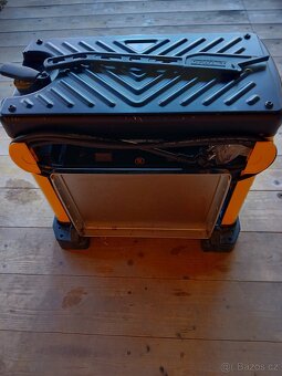 Dewalt hoblovka DW733 - 2