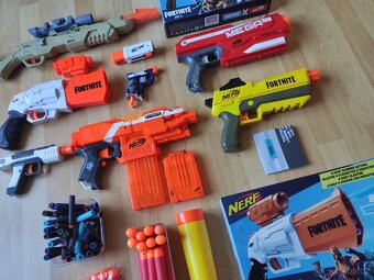 Nerf MEGA SADA 7 zbraní + náboje - 2