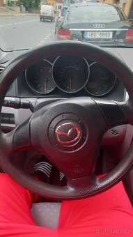 Mazda 3 1.6 77kw benzín 2004 - 2
