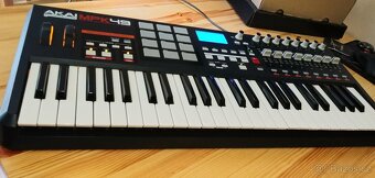 Akai MPK 49 midi kontroler - 2