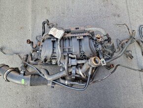 Opel sání motoru Z14XEP 14 16V 66kW Twinport - 2